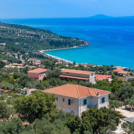 Souzana Sea & Serenity Lourdata (Kefalonia)